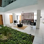 Flat No Centro De Porto De Galinhas - Perto Dos Comercios E Praia Principal